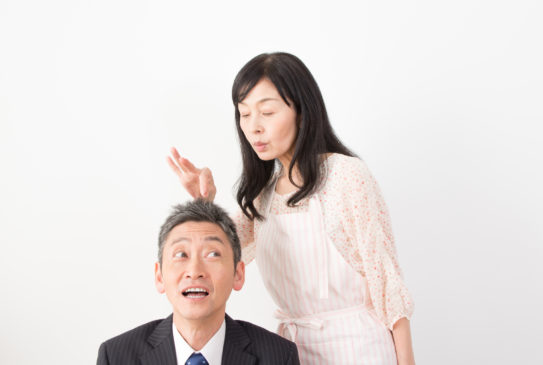 心斎橋からAGA改善の為に通える！薬を使わないいいねヘアケアラボとは？