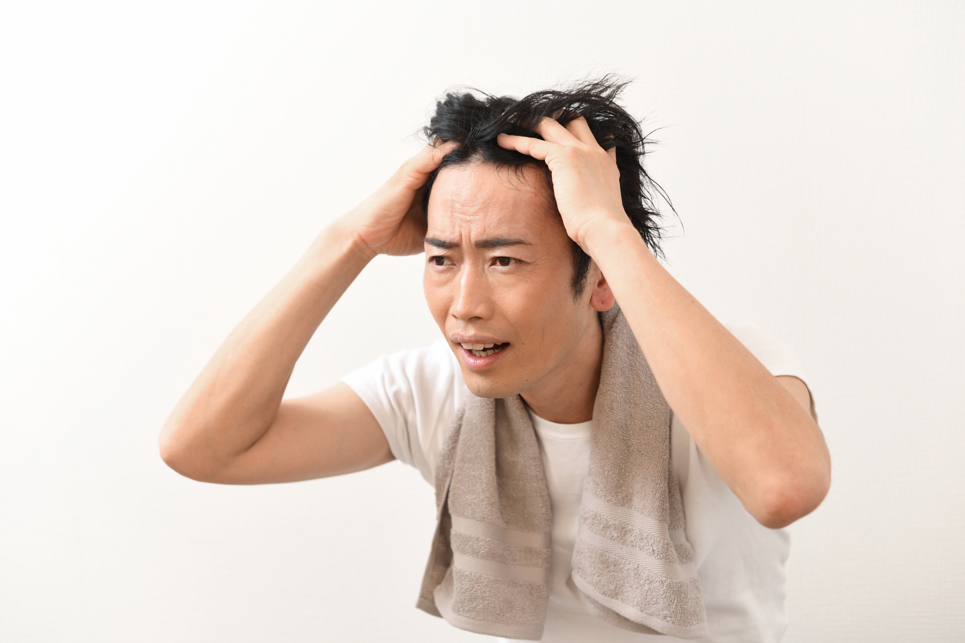 食生活の乱れが髪に与える影響と改善のための栄養ガイド